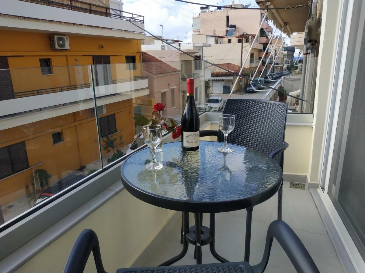 The 3 Brothers' Apts Chania  ภายนอก รูปภาพ