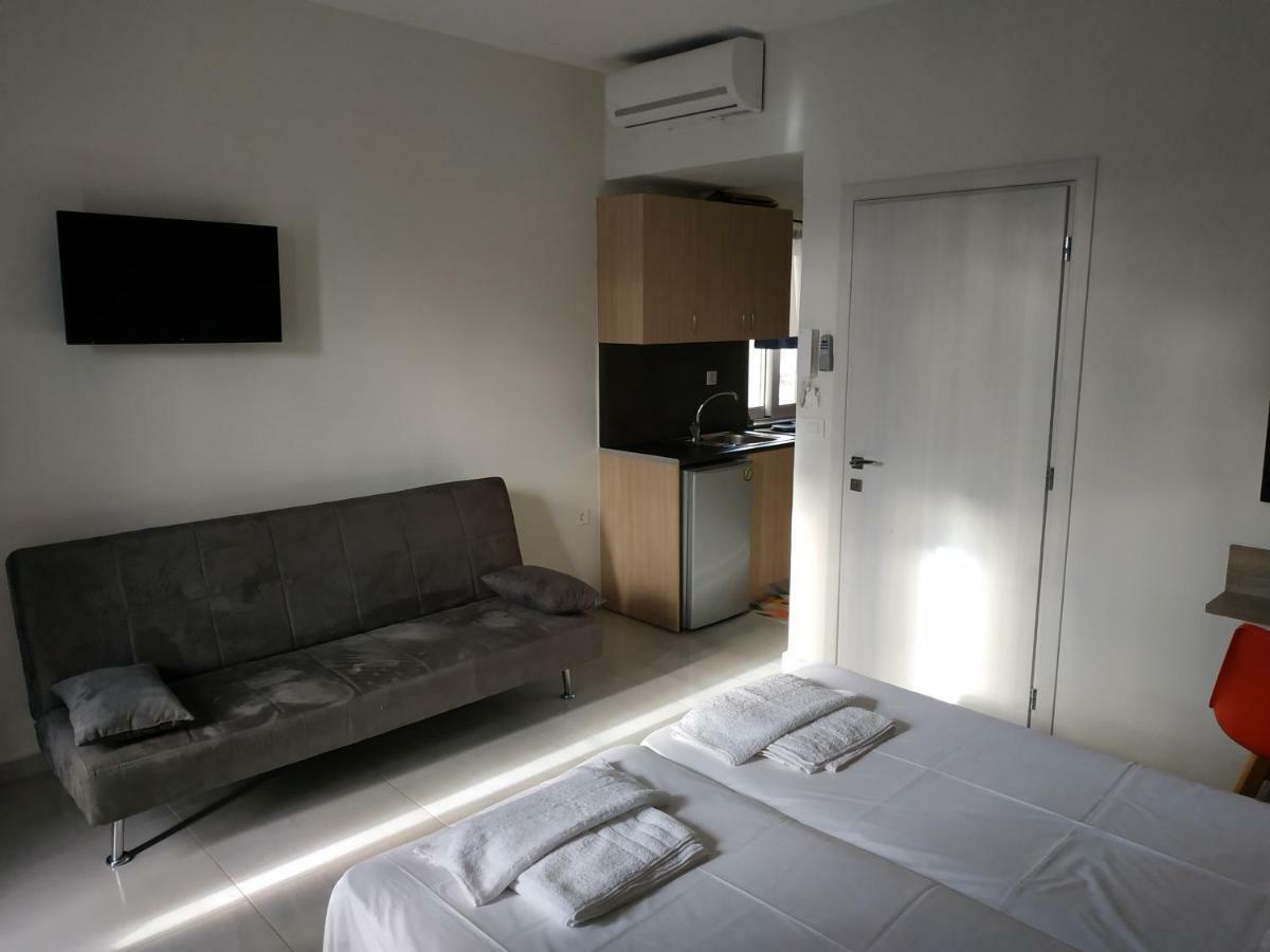 The 3 Brothers' Apts Chania  ภายนอก รูปภาพ